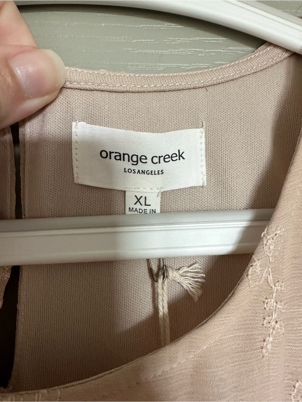 XL NWT 'Cecilia' Embroidered Chiffon Midi Dress in Champagne - Picture 5 of 7